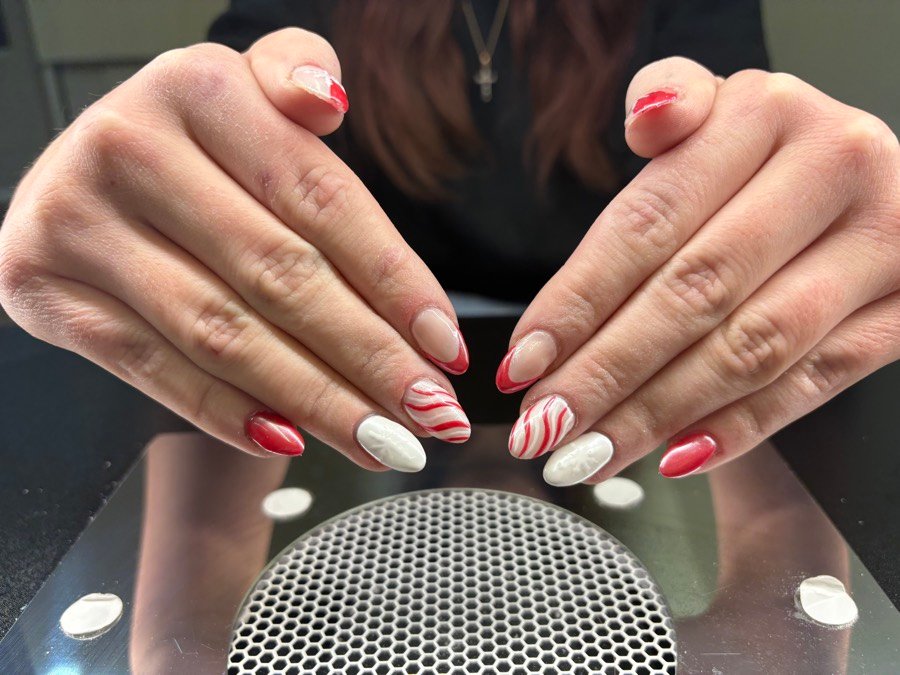Candy cane striped holiday nails